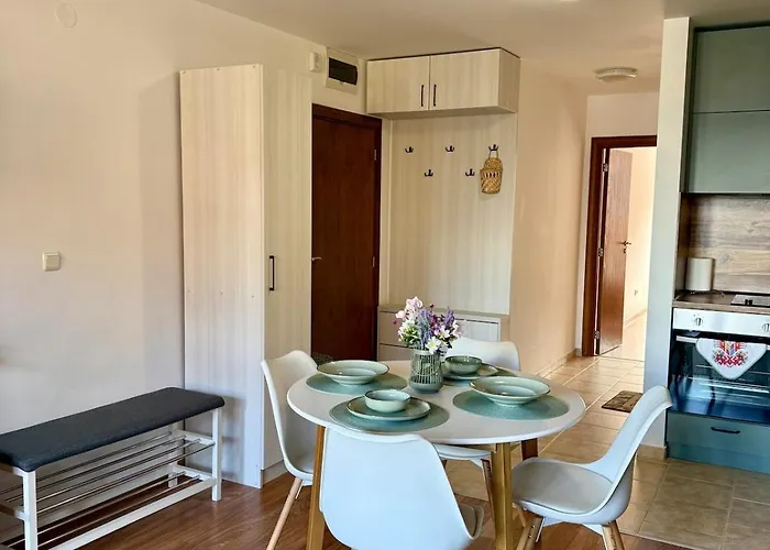 Pirin Sense Home2host Apartment